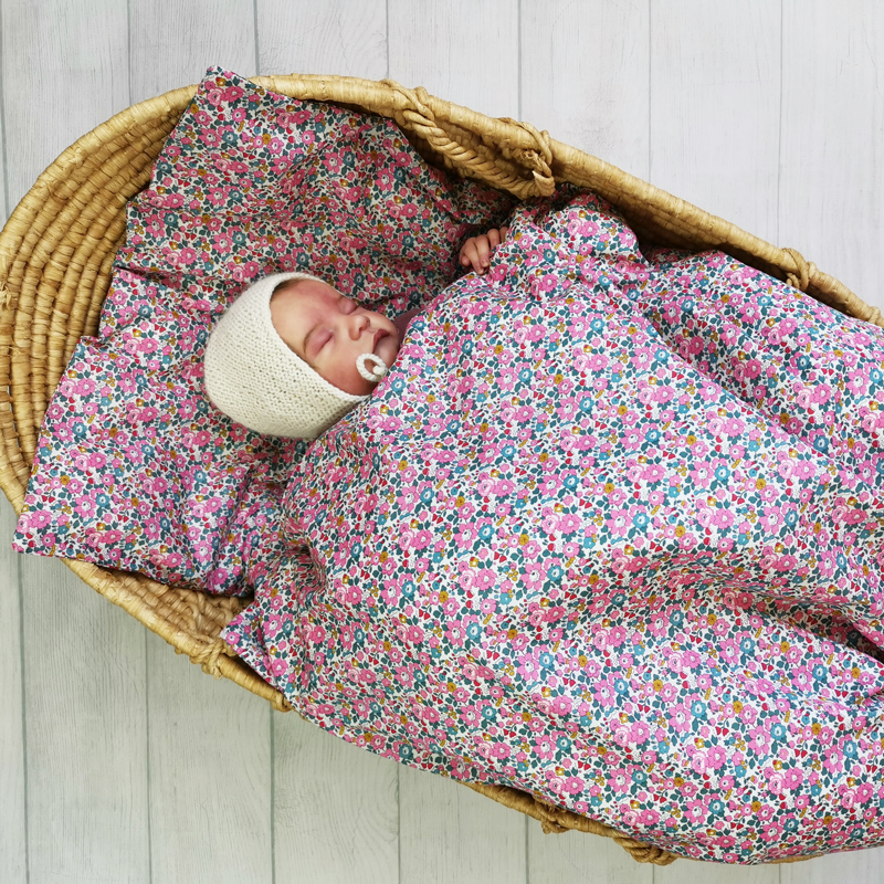 Kælder kold Nogen som helst Liberty Babysengetøj Betsy Ann | Køb det silkebløde sengetøj hos Elfie.dk